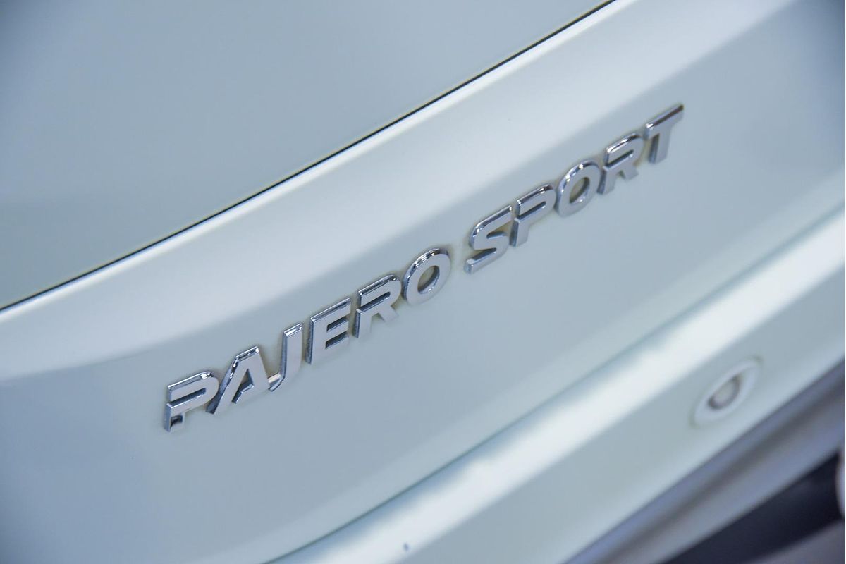 2017 Mitsubishi Pajero Sport GLS QE