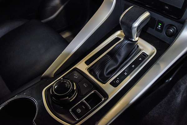 2017 Mitsubishi Pajero Sport GLS QE