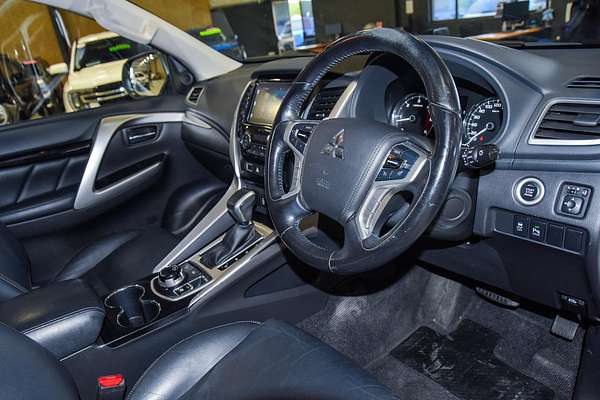 2017 Mitsubishi Pajero Sport GLS QE