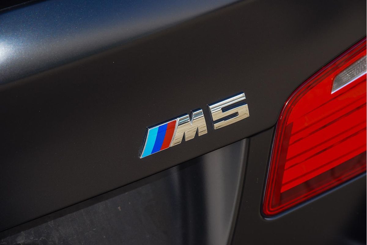 2015 BMW M5 F10 LCI