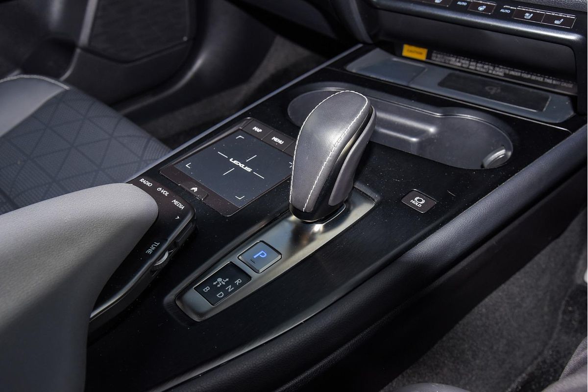 2022 Lexus UX UX300e Sports Luxury KMA10R