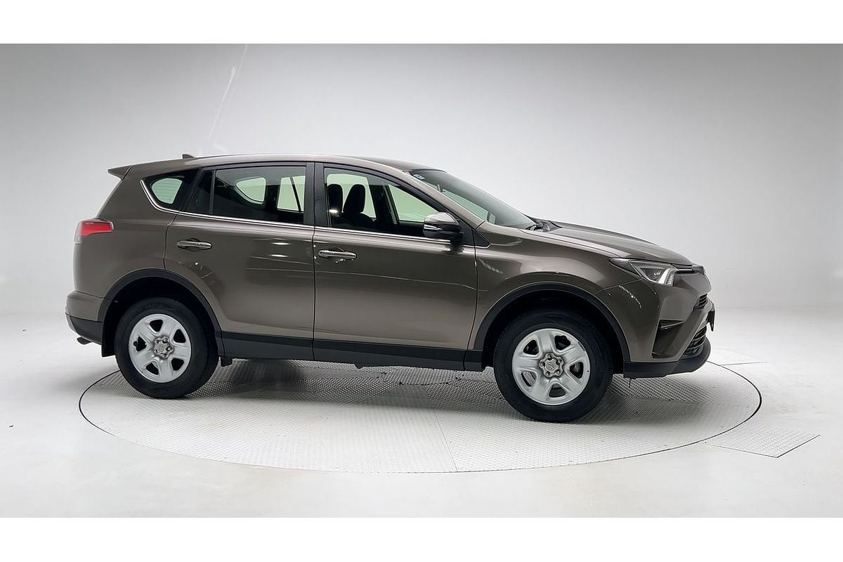 2016 Toyota RAV4 GX ZSA42R