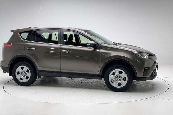 2016 Toyota RAV4 GX ZSA42R