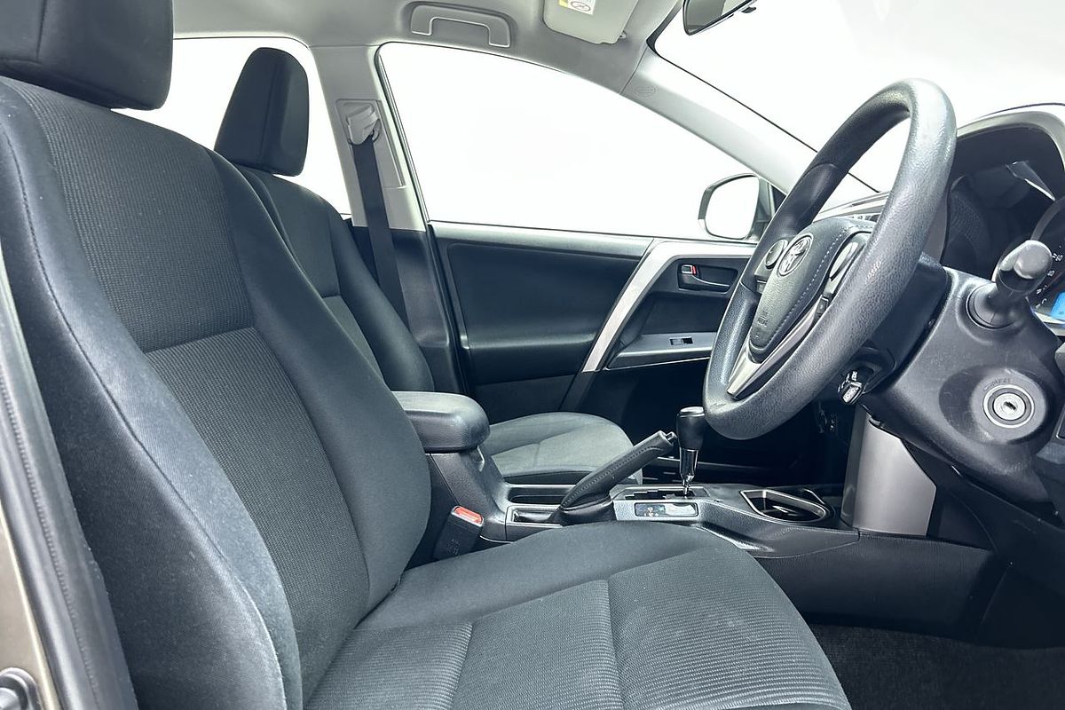 2016 Toyota RAV4 GX ZSA42R