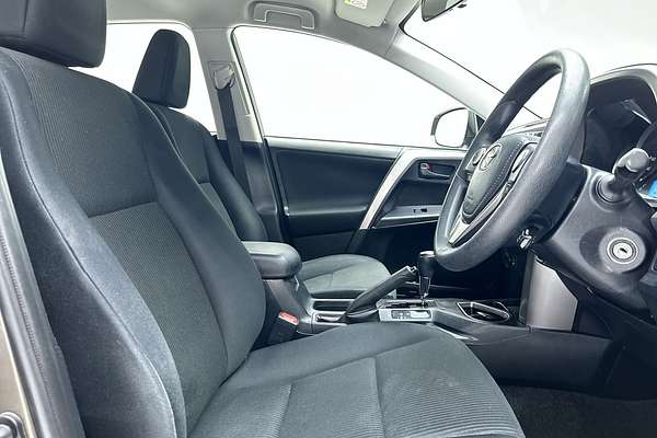 2016 Toyota RAV4 GX ZSA42R