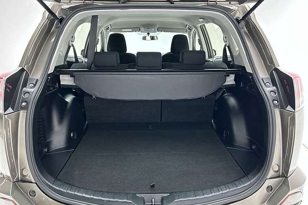 2016 Toyota RAV4 GX ZSA42R
