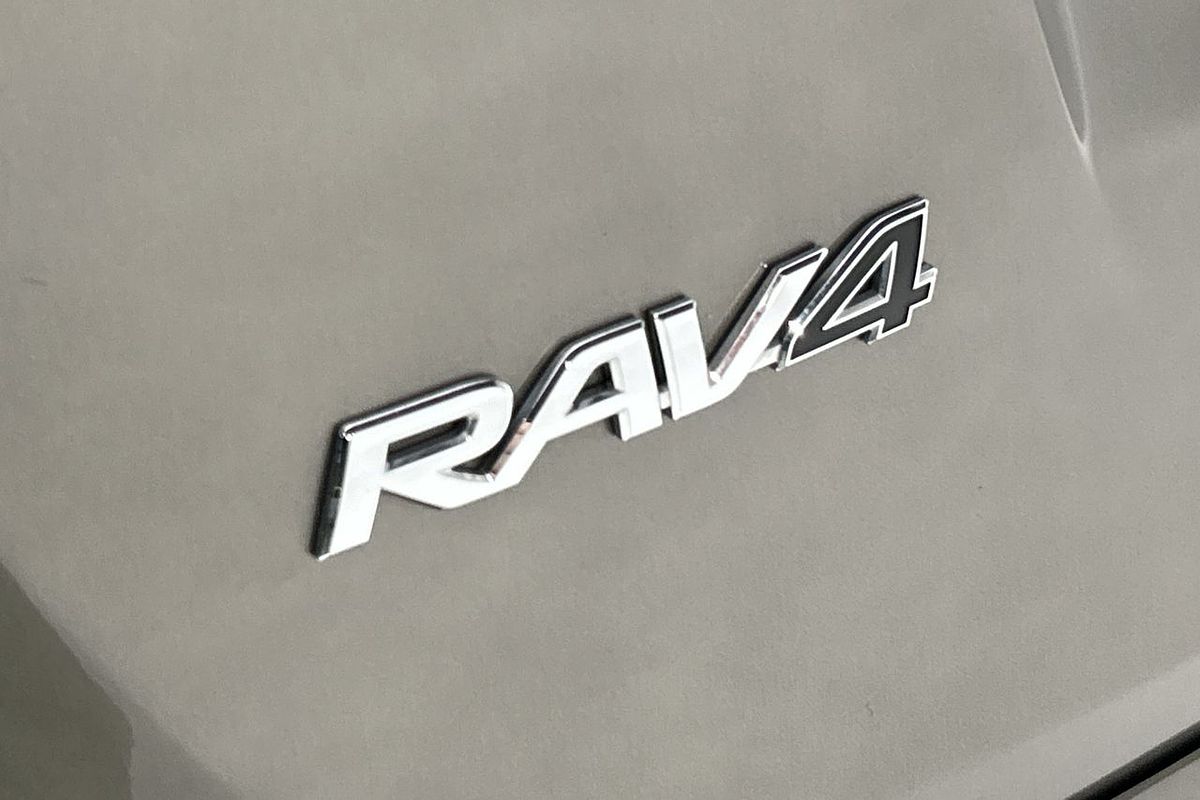 2016 Toyota RAV4 GX ZSA42R