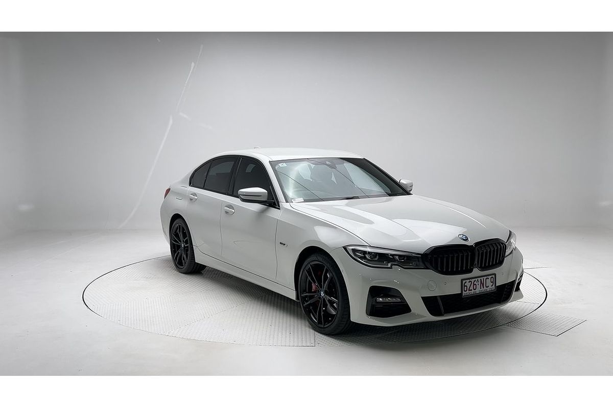 2022 BMW 3 Series 330e M Sport G20