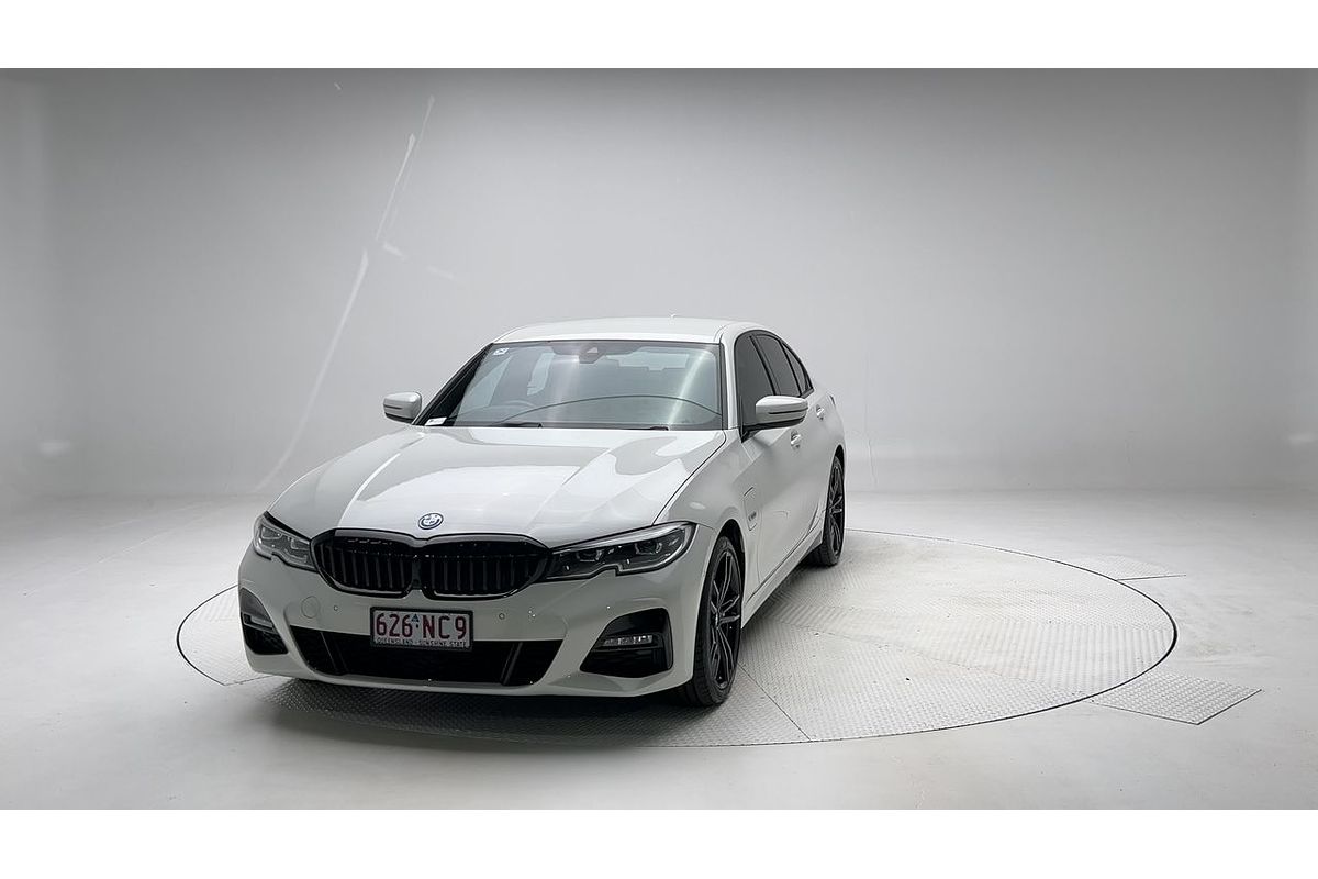 2022 BMW 3 Series 330e M Sport G20