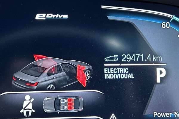 2022 BMW 3 Series 330e M Sport G20