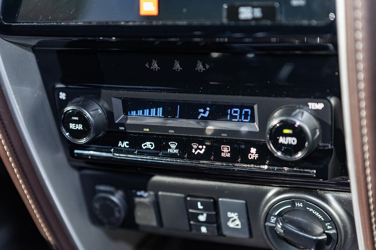 2018 Toyota Fortuner Crusade GUN156R