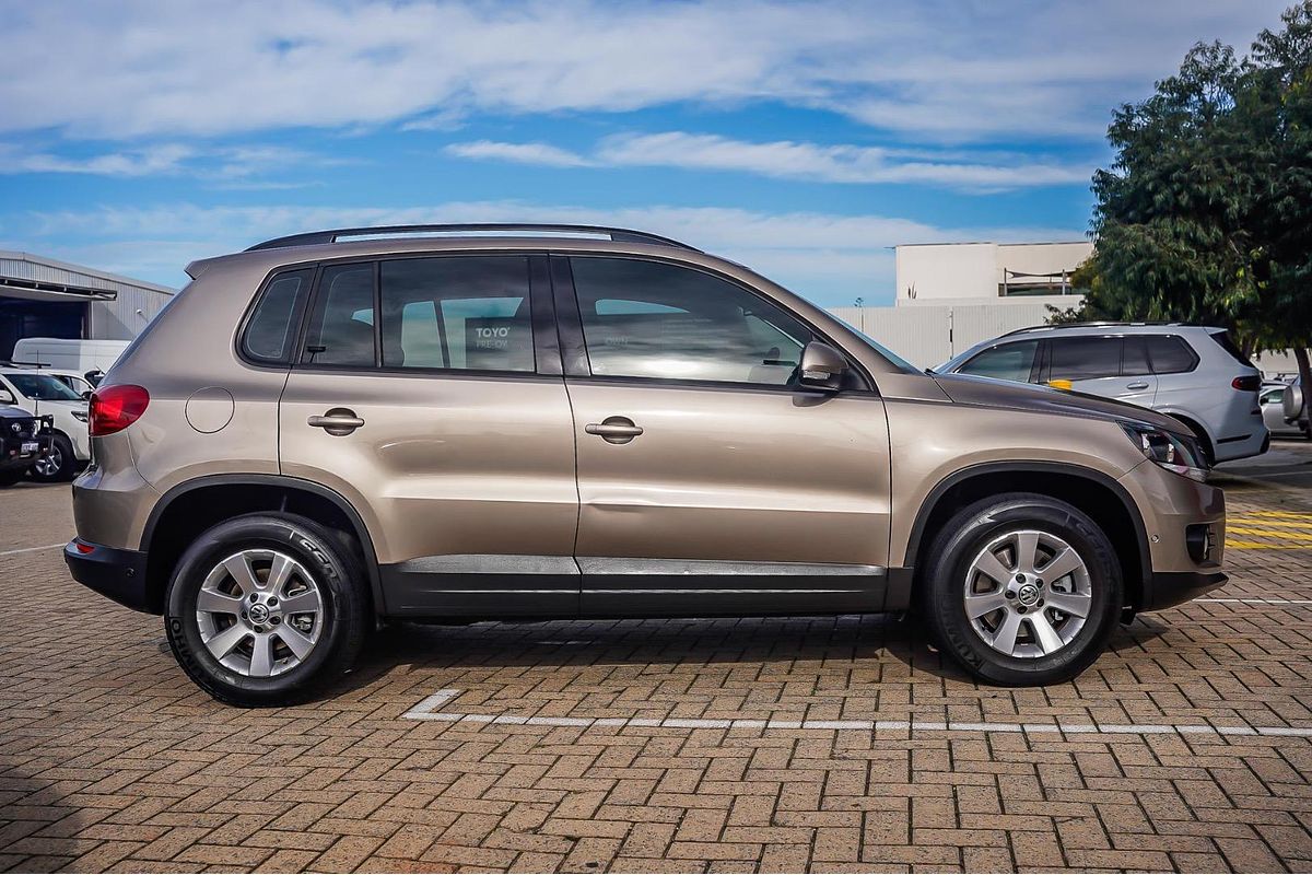 2012 Volkswagen Tiguan 132TSI Pacific 5N