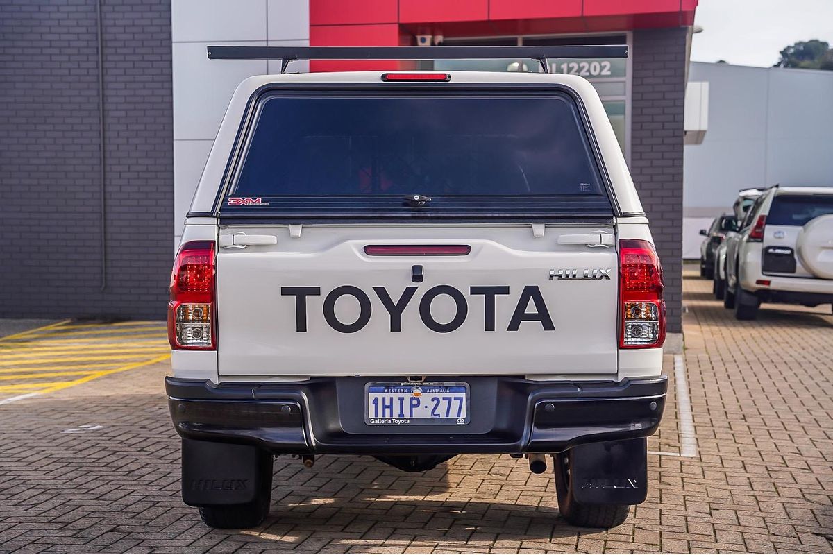 2021 Toyota Hilux SR GUN126R 4X4