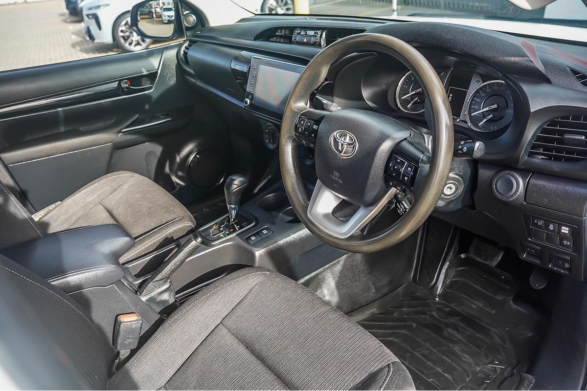 2021 Toyota Hilux SR GUN126R 4X4
