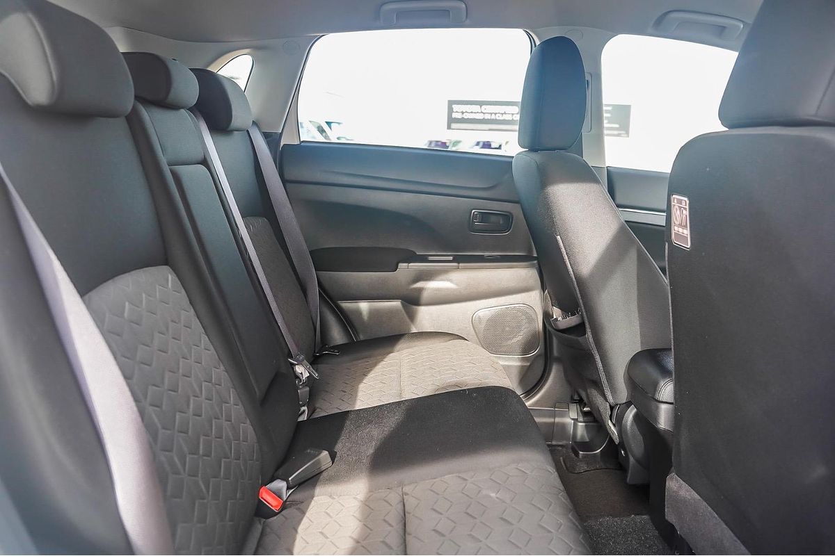 2019 Mitsubishi ASX ES XC