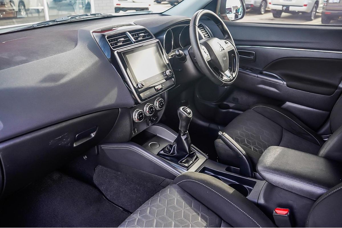 2019 Mitsubishi ASX ES XC