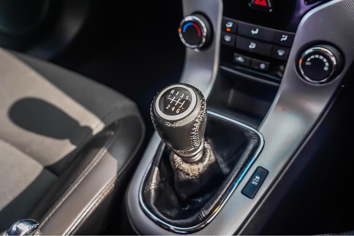 2013 Holden Cruze SRi JH Series II
