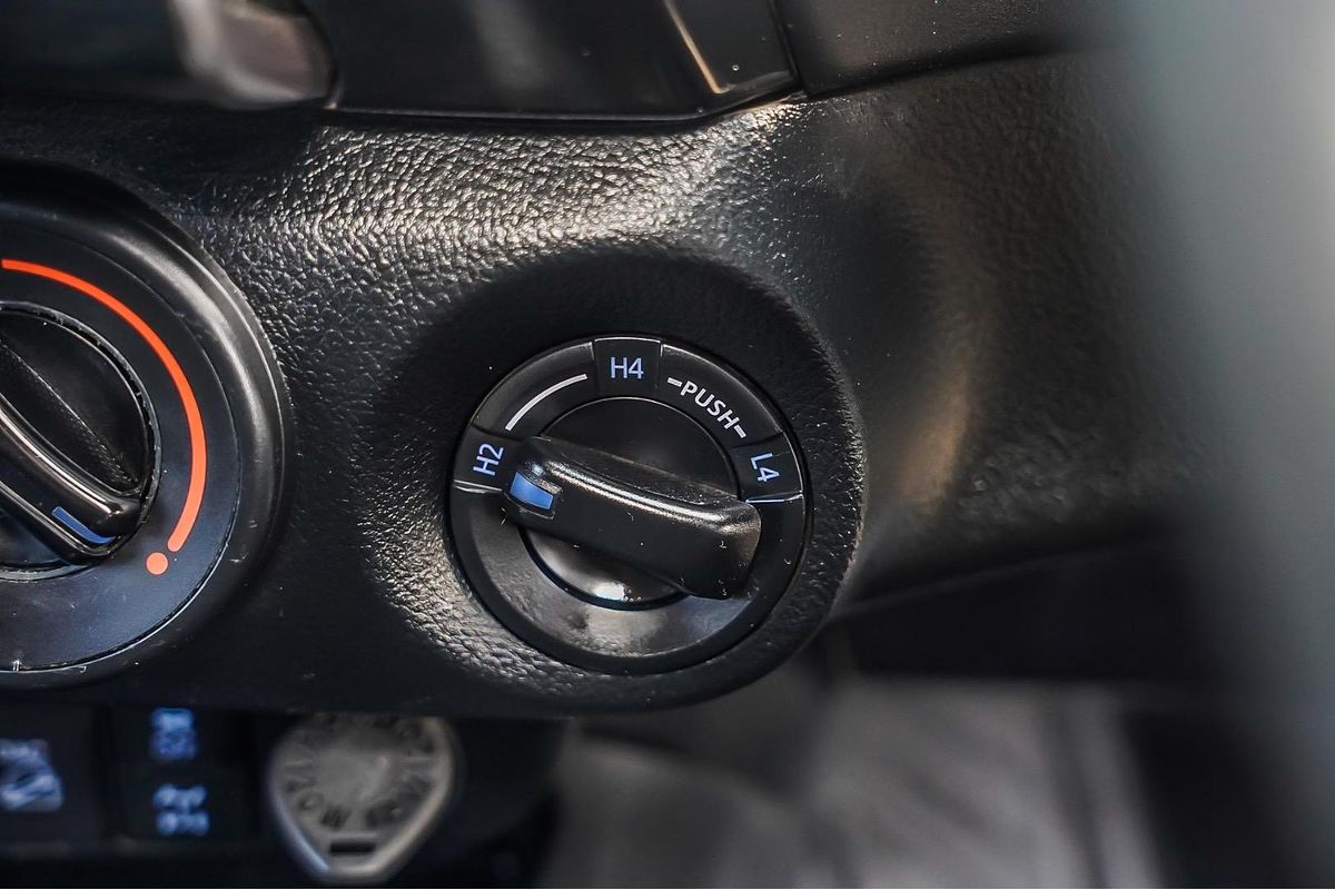 2021 Toyota Hilux SR GUN126R 4X4