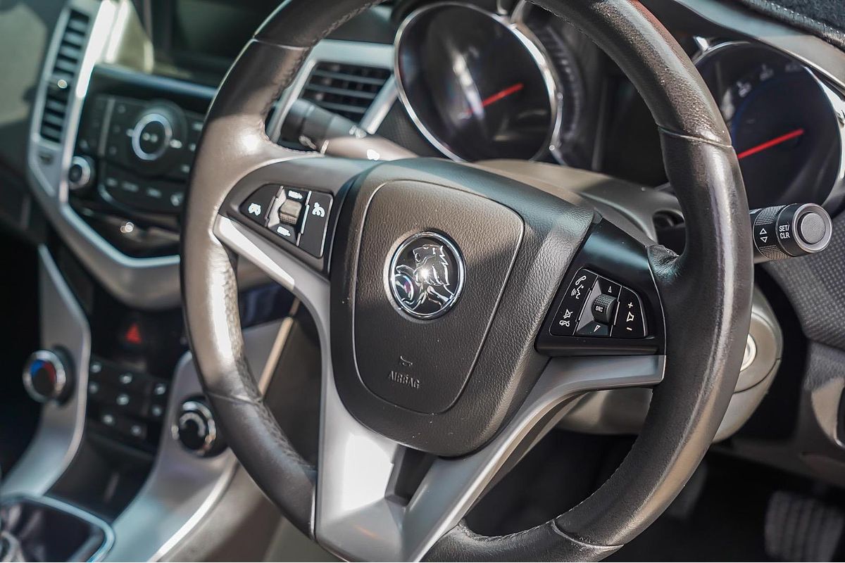 2013 Holden Cruze SRi JH Series II