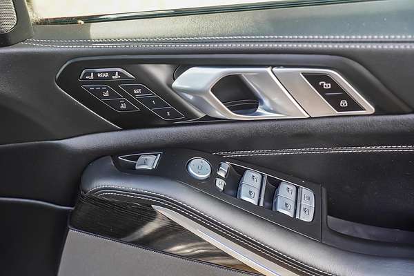 2023 BMW X7 xDrive40d M Sport G07 LCI