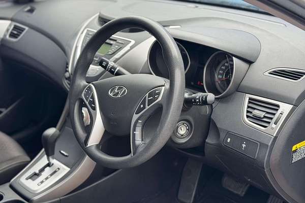 2011 Hyundai Elantra Active MD