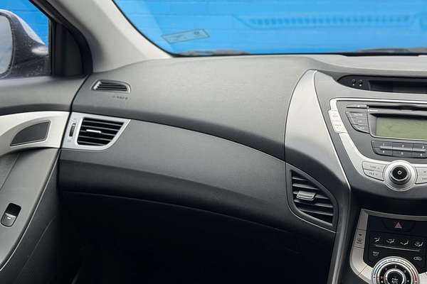 2011 Hyundai Elantra Active MD