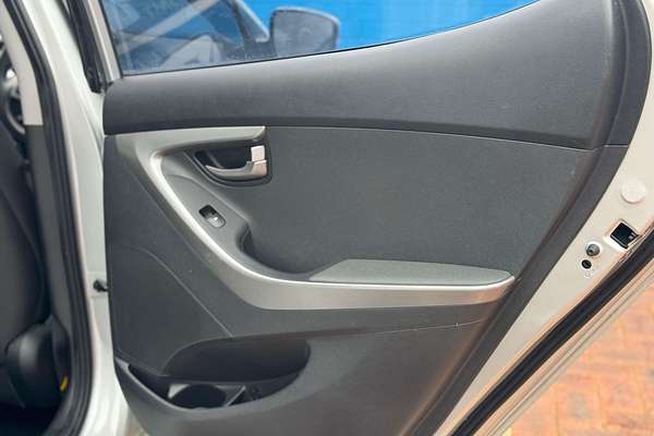2011 Hyundai Elantra Active MD