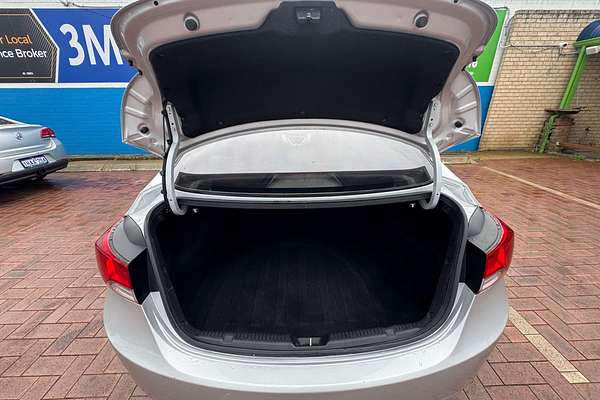 2011 Hyundai Elantra Active MD