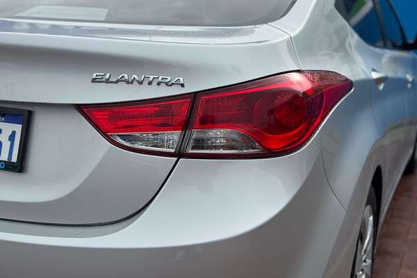 2011 Hyundai Elantra Active MD