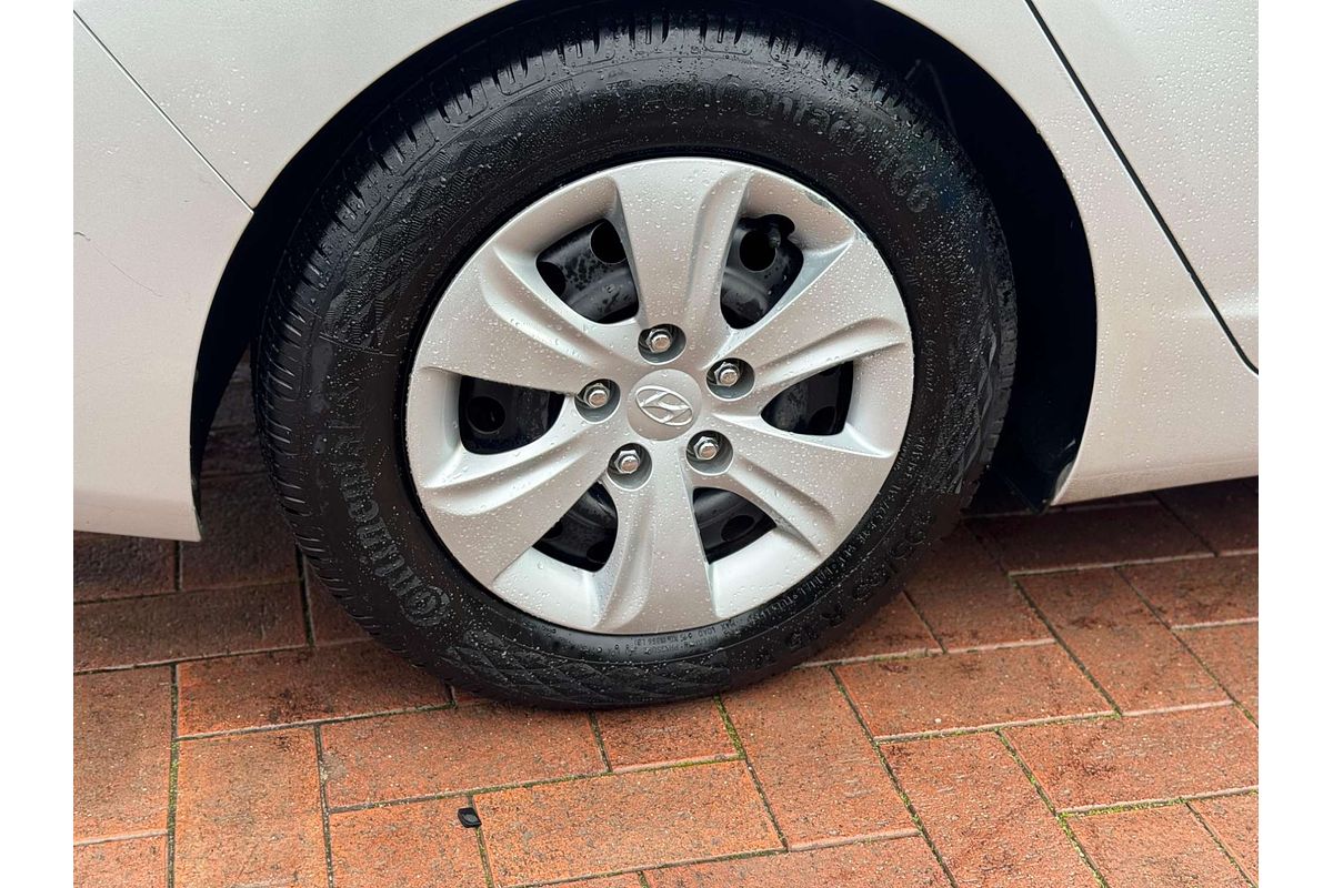 2011 Hyundai Elantra Active MD