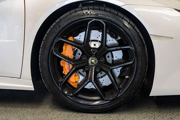 2017 Lamborghini Huracan LP580-2 724
