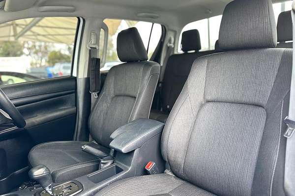 2022 Toyota Hilux SR GUN126R 4X4
