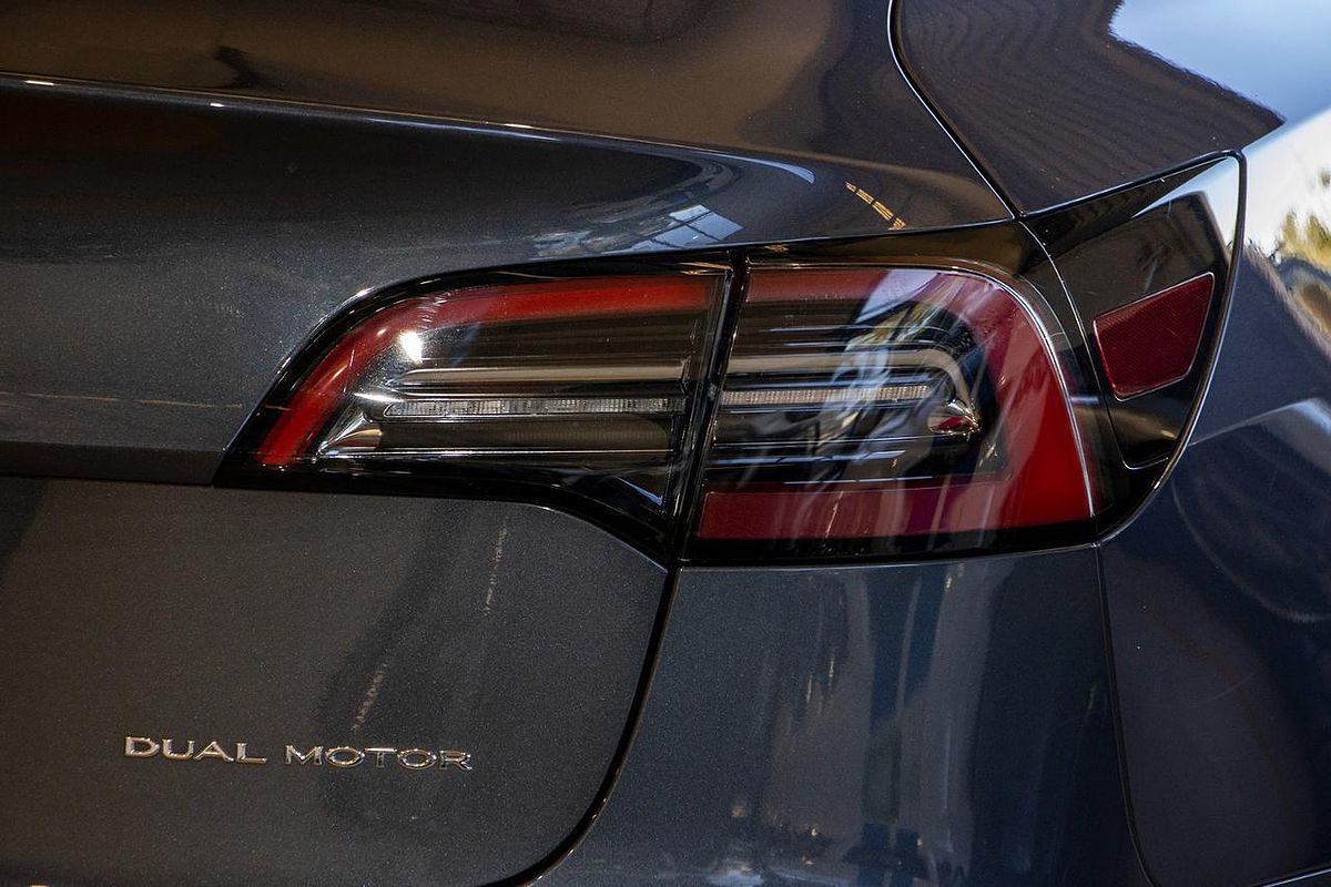 2022 Tesla Model 3 Long Range