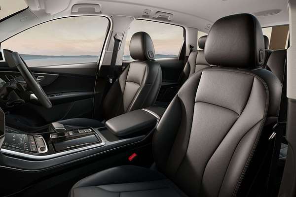 2025 Audi Q7 45 TFSI 4M