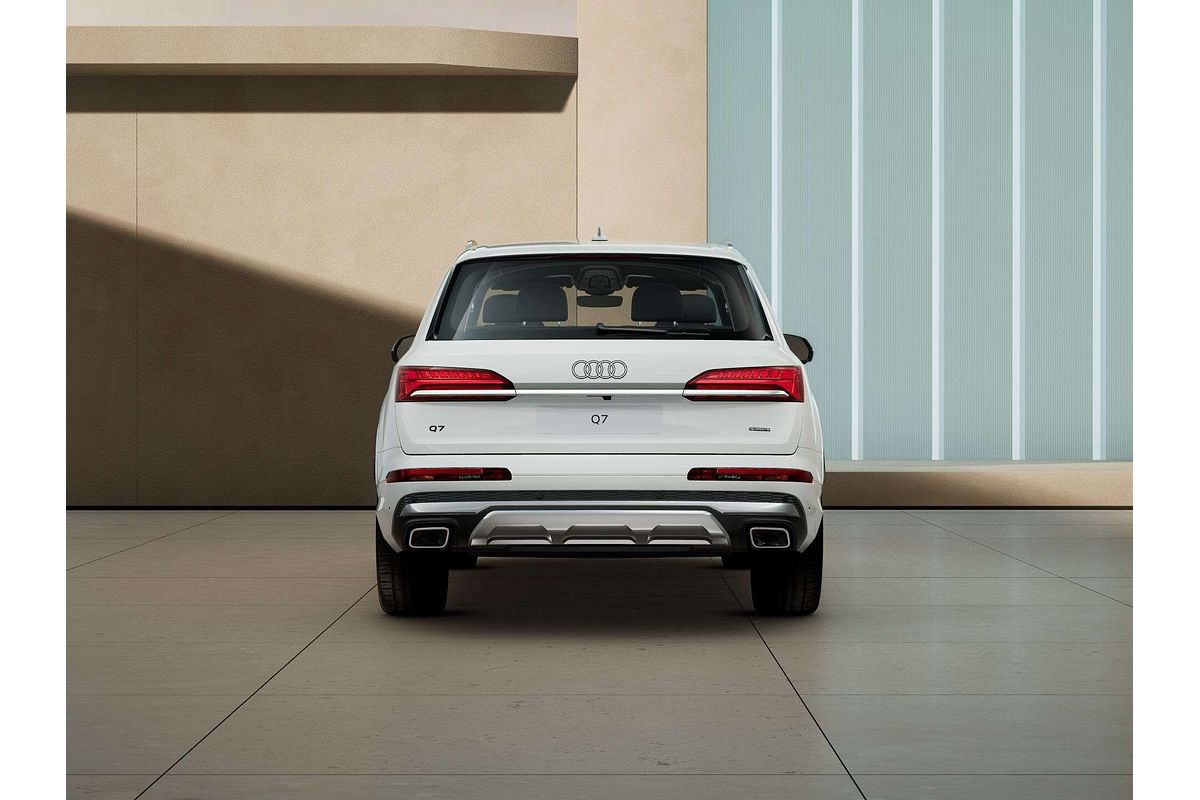 2025 Audi Q7 45 TFSI 4M