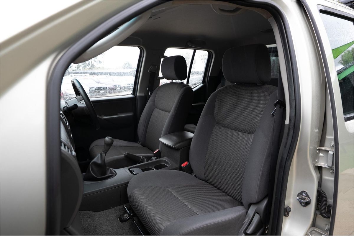 2011 Nissan Navara ST D40 4X4