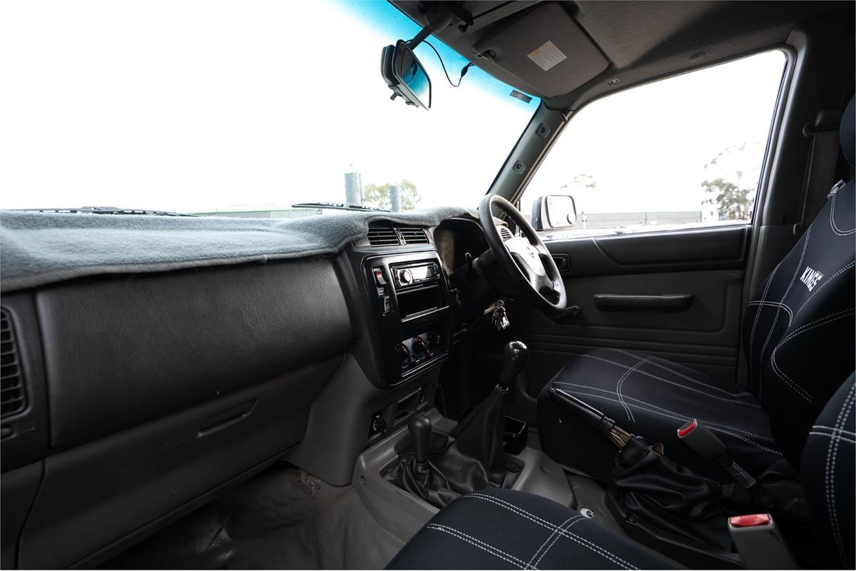 2010 Nissan Patrol DX GU 6 4X4