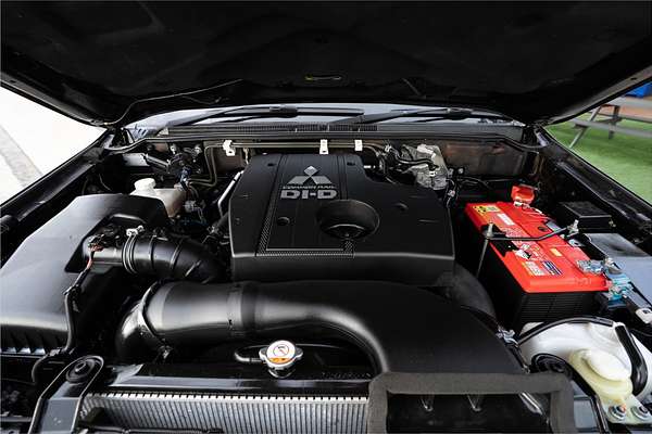 2016 Mitsubishi Pajero GLS NX