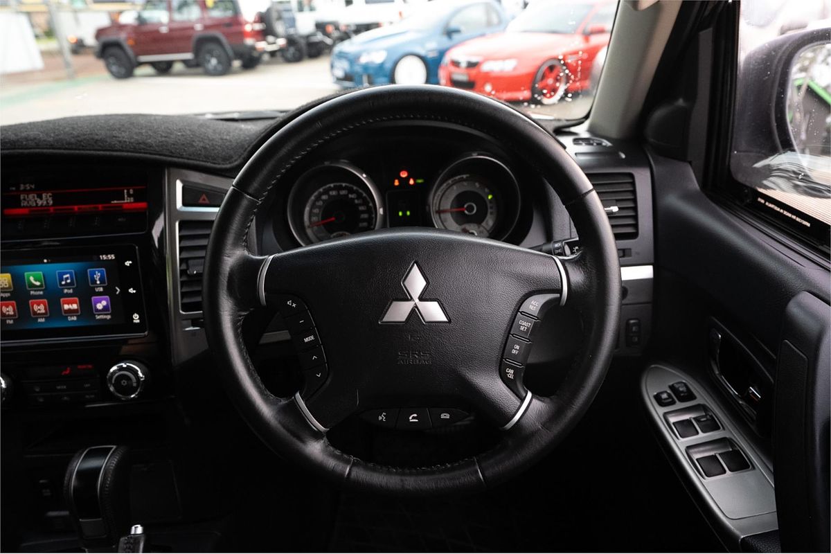 2016 Mitsubishi Pajero GLS NX