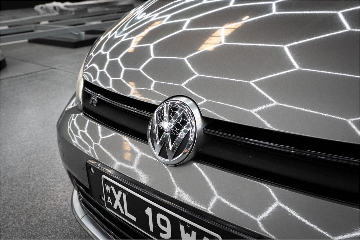 2015 Volkswagen Golf R 7