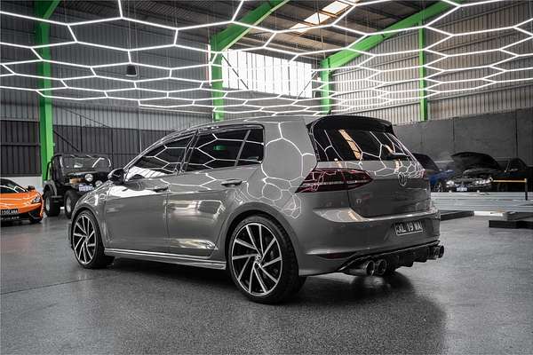 2015 Volkswagen Golf R 7