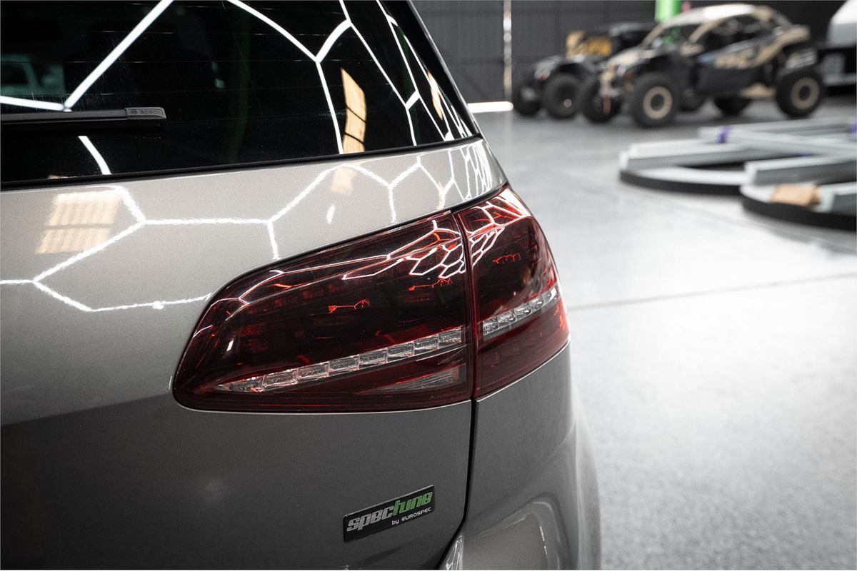 2015 Volkswagen Golf R 7