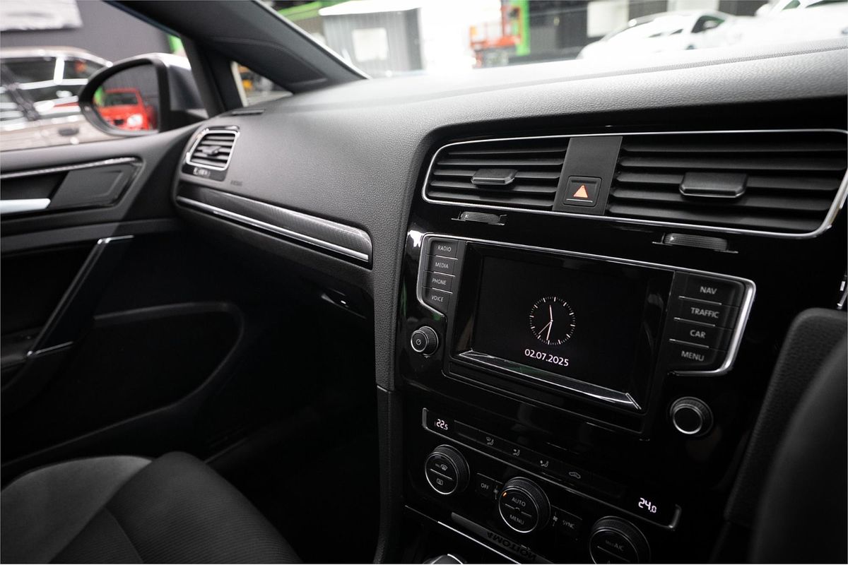 2015 Volkswagen Golf R 7