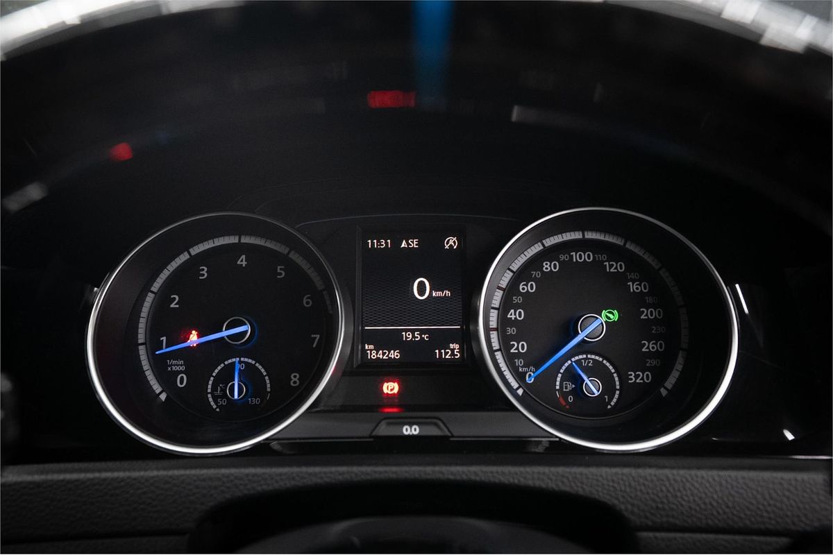 2015 Volkswagen Golf R 7