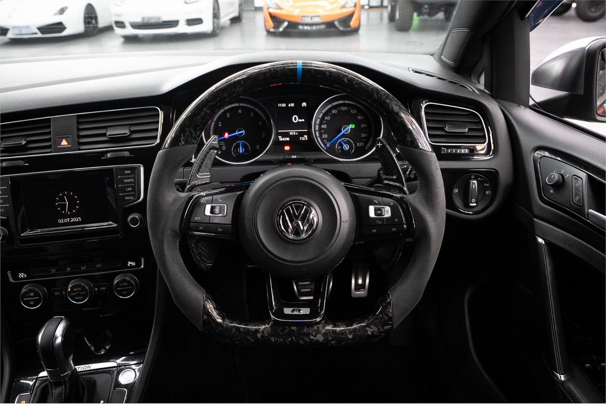 2015 Volkswagen Golf R 7