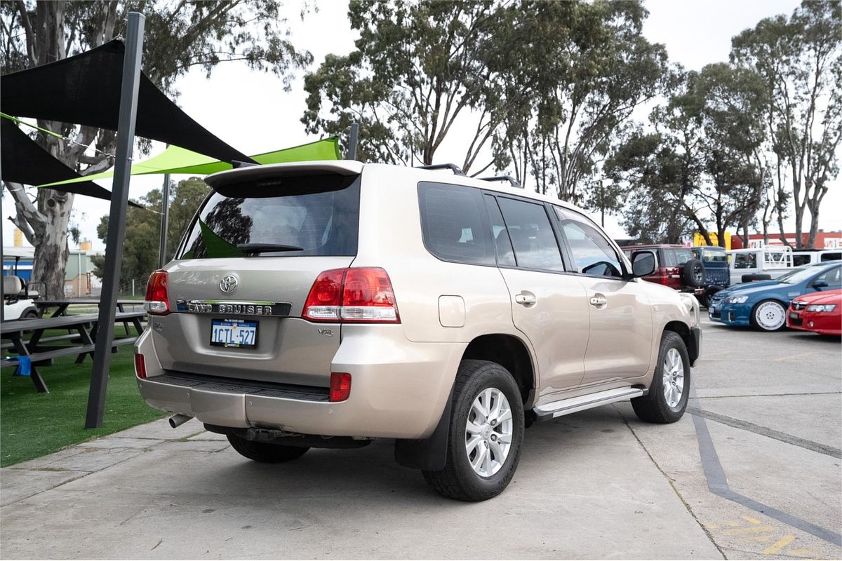 2007 Toyota Landcruiser GXL UZJ200R