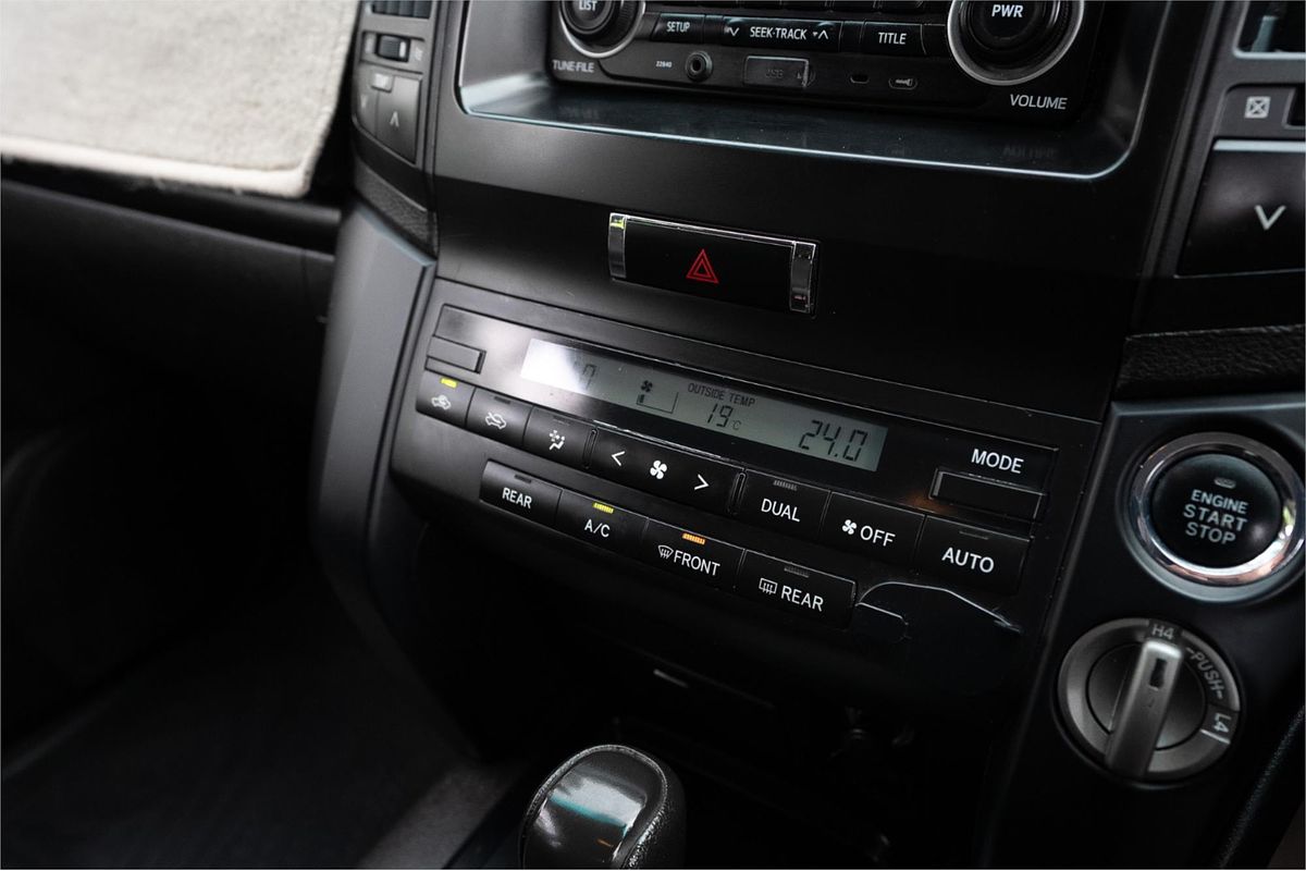 2007 Toyota Landcruiser GXL UZJ200R