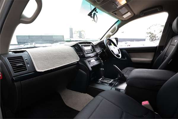 2007 Toyota Landcruiser GXL UZJ200R
