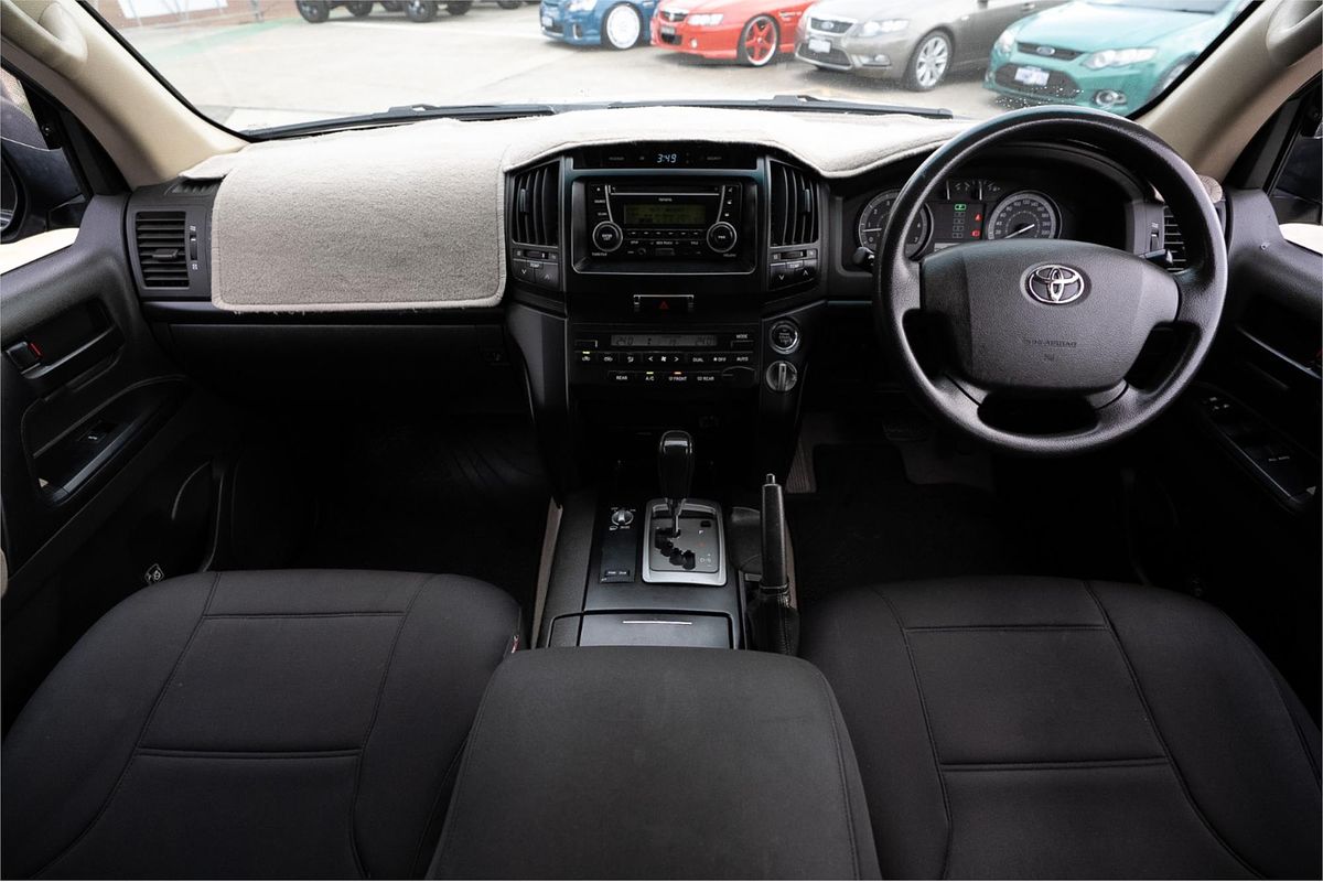 2007 Toyota Landcruiser GXL UZJ200R