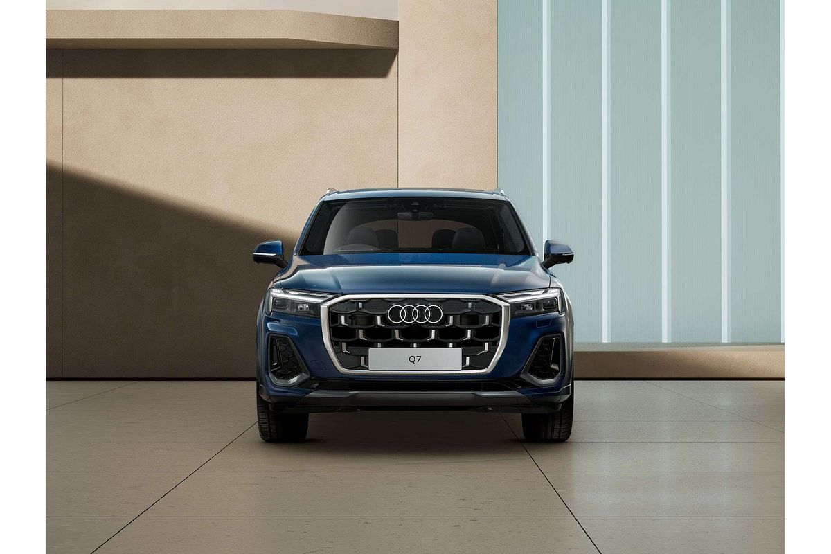 2025 Audi Q7 50 TDI S line 4M
